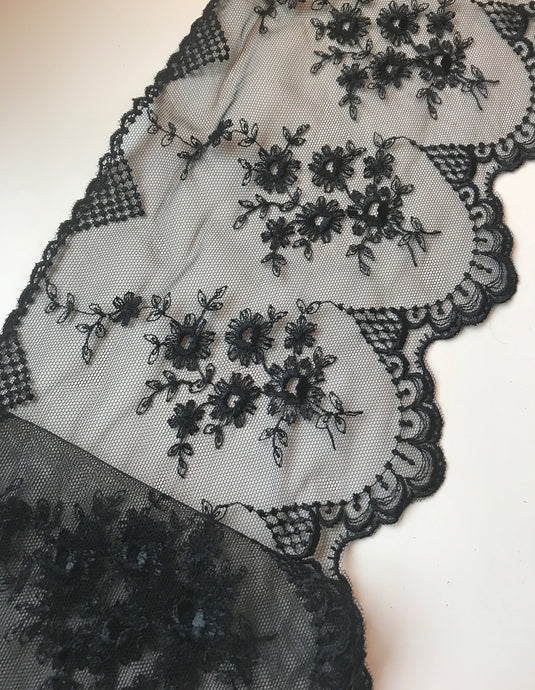 1 x 1.75 m Stunning Delicate Black Embroidered French Tulle 20 cm/8