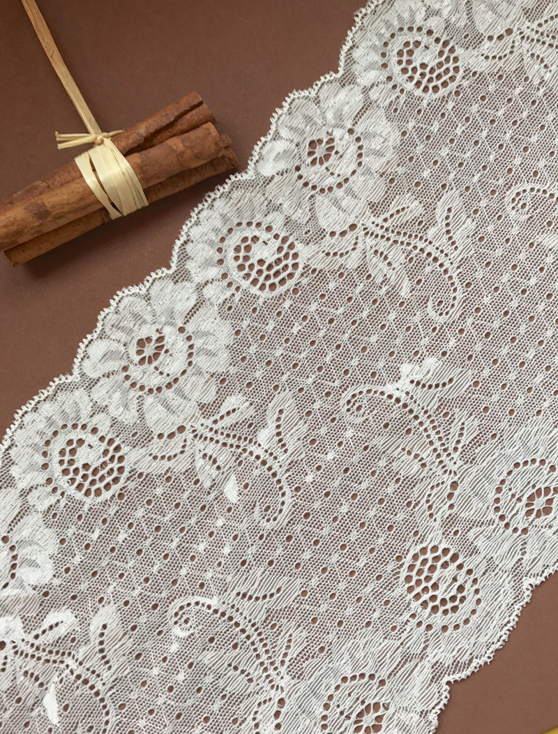 7 Wide Stretch Leavers Lace Trim in Apricot and Ivory, Made in France, Sold  by the Yard -  Canada