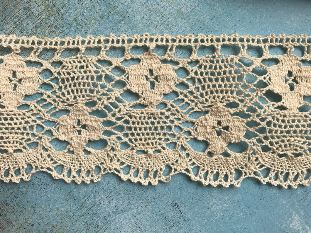 1/4 Cotton Crocheted Lace - white, ecru