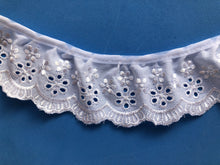 White Cotton Broderie Anglaise Embroidered Gathered Lace 5 cm/2"